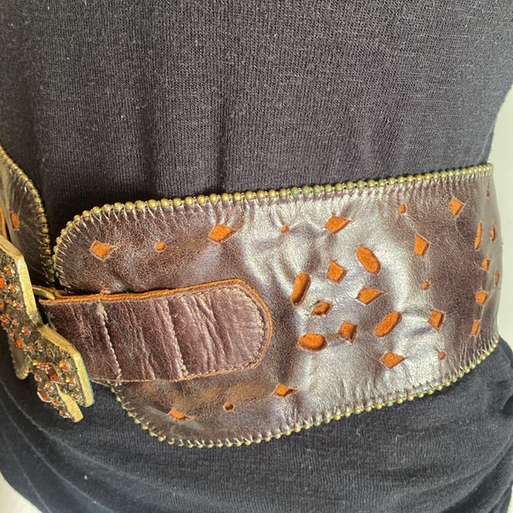 LEATHEROCK super soft brown leather belt - Picture 2 of 5